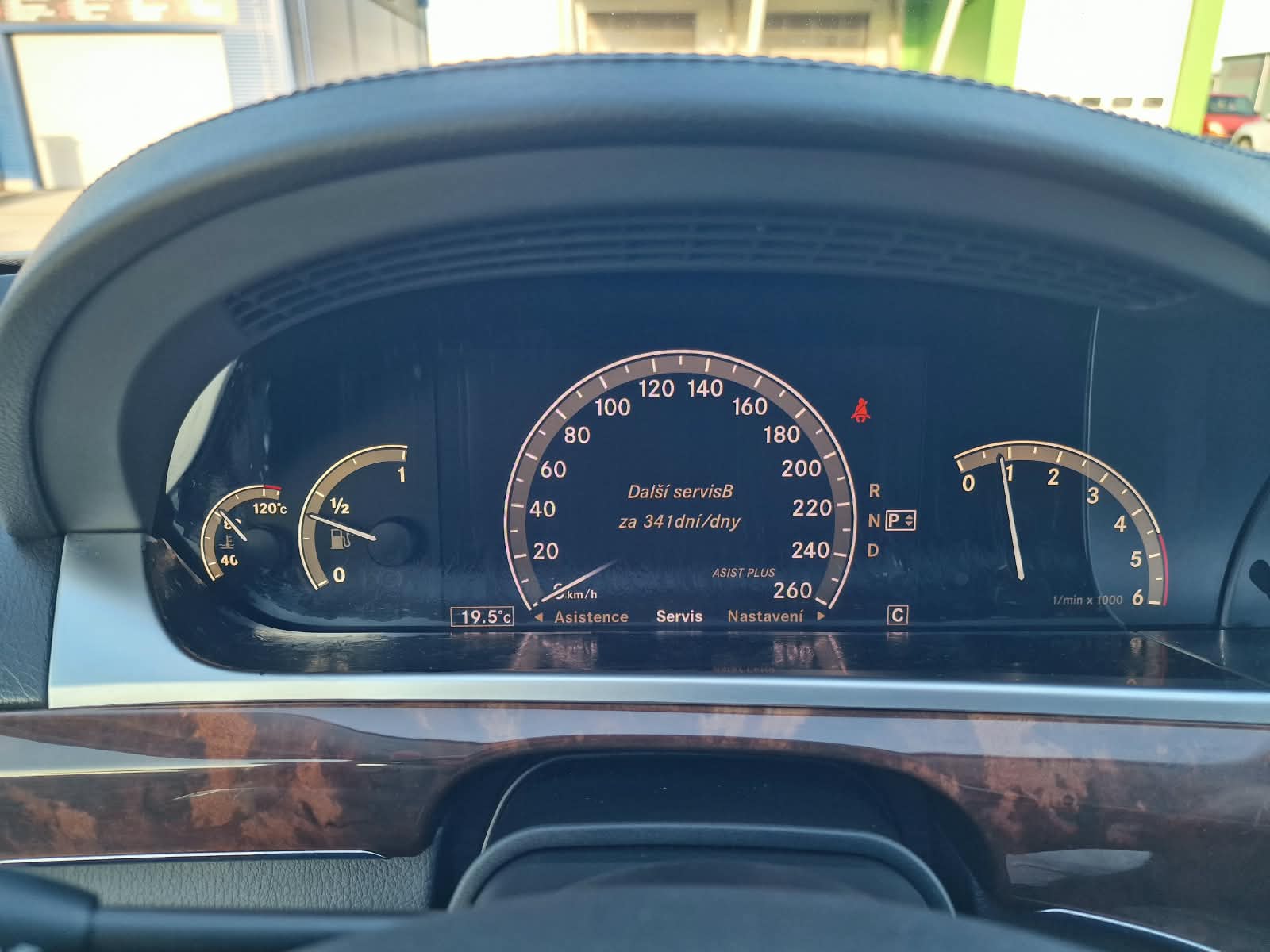 
								Mercedes-Benz S trieda Sedan 320 CDI 4-matic full									