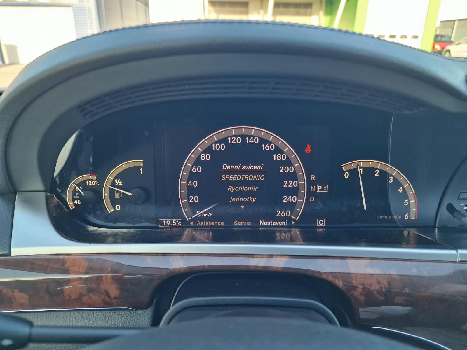 
								Mercedes-Benz S trieda Sedan 320 CDI 4-matic full									