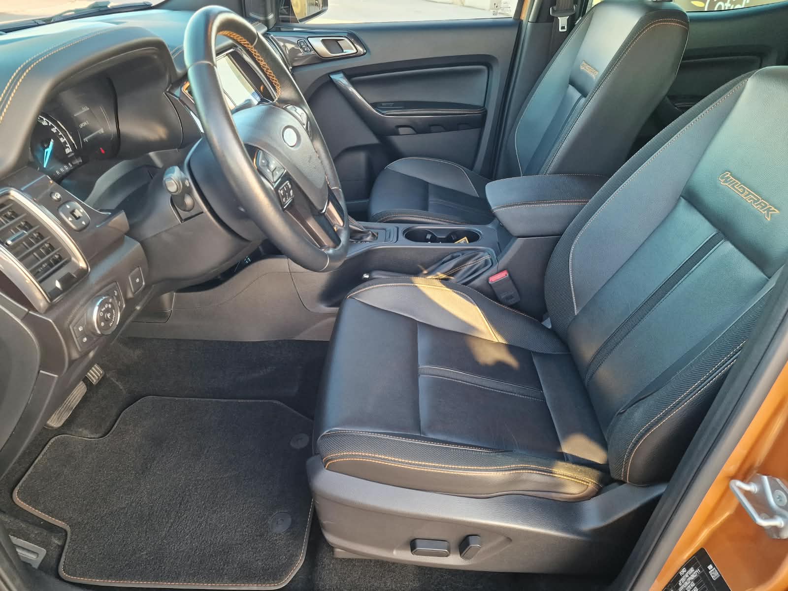 
								Ford Ranger 2.0 TDCi Ecoblue BiTurbo WildTrak 4×4 A/T full									