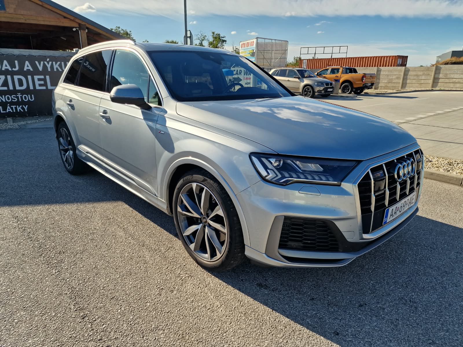 
								Audi Q7 55 3.0 TFSI mHEV S line quattro tiptronic full									