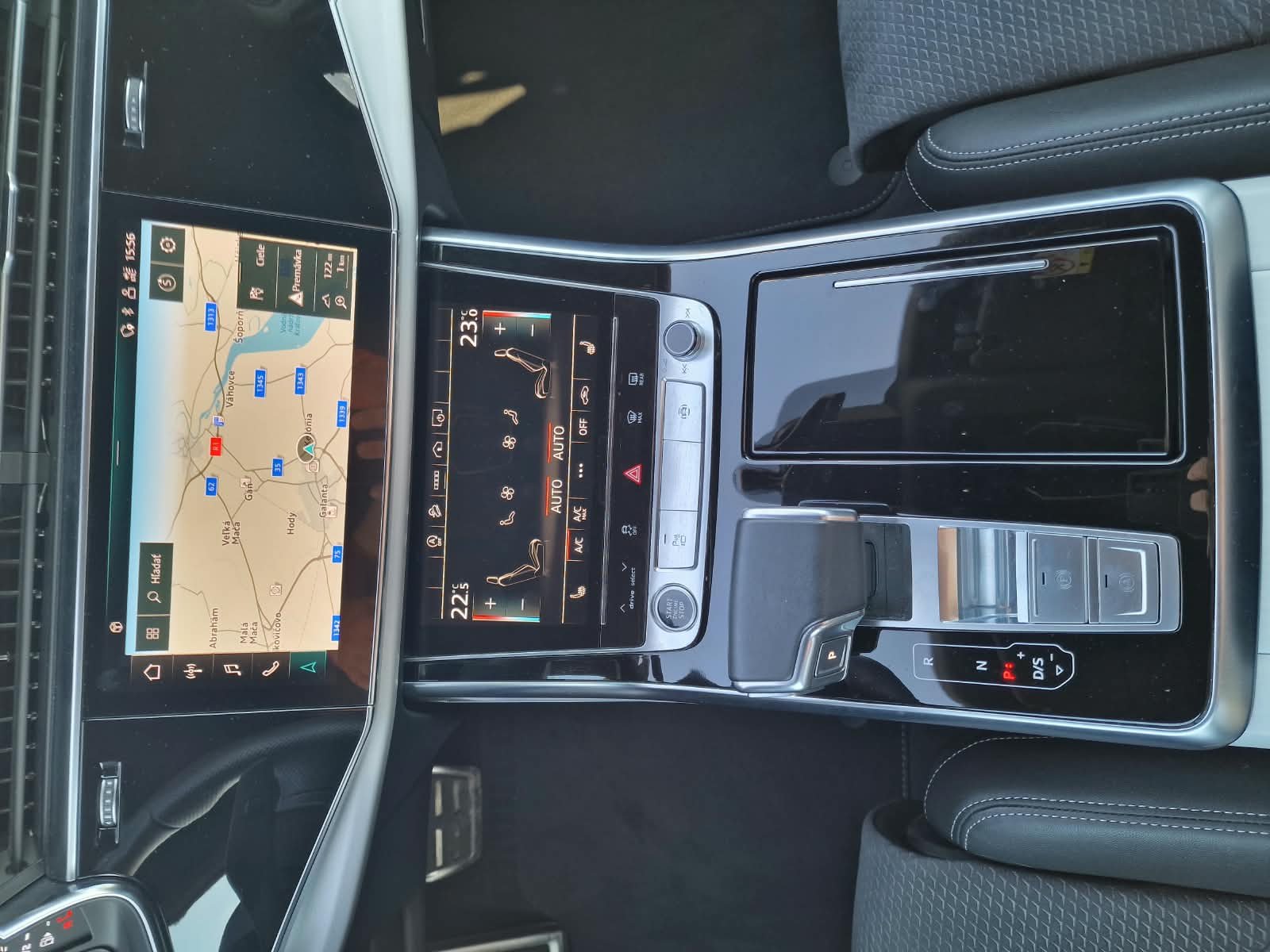 
								Audi Q7 55 3.0 TFSI mHEV S line quattro tiptronic full									