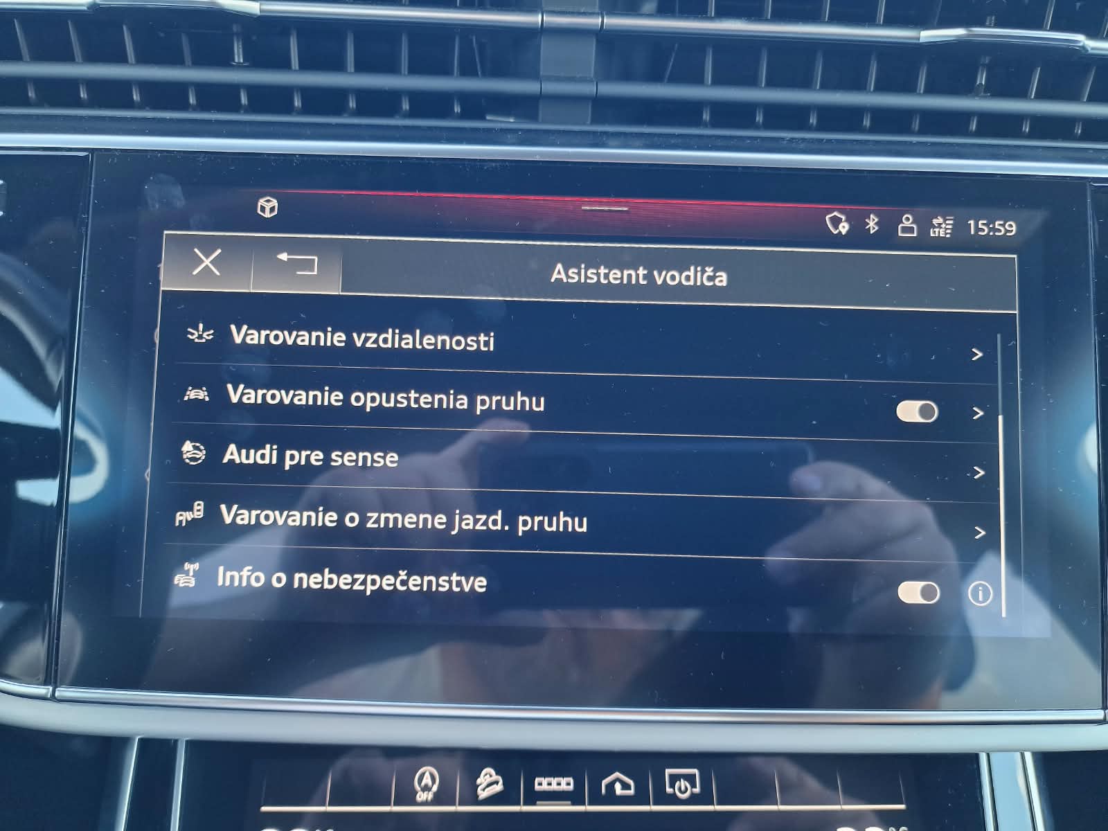 
								Audi Q7 55 3.0 TFSI mHEV S line quattro tiptronic full									