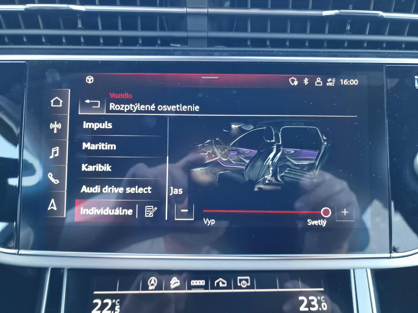 
								Audi Q7 55 3.0 TFSI mHEV S line quattro tiptronic full									