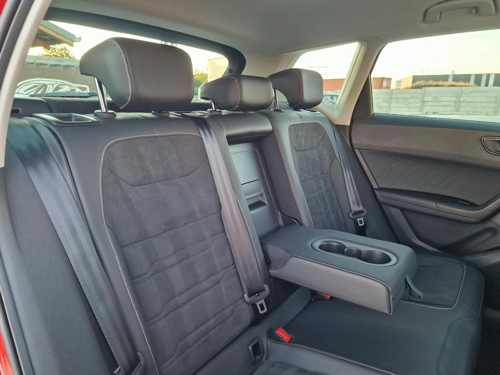
								Seat Ateca 2.0 TDI 150 Style Family DSG full									
