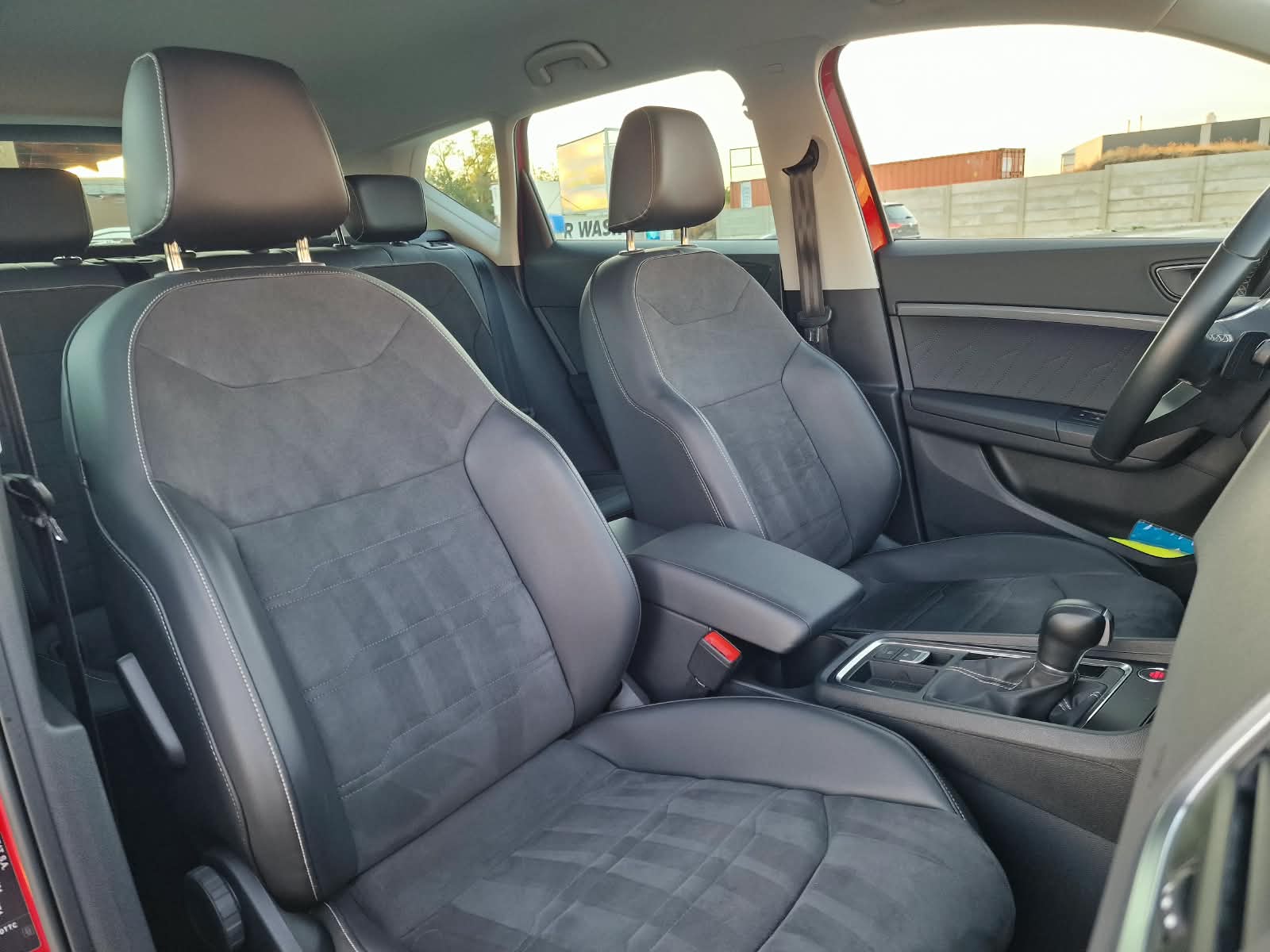 
								Seat Ateca 2.0 TDI 150 Style Family DSG full									