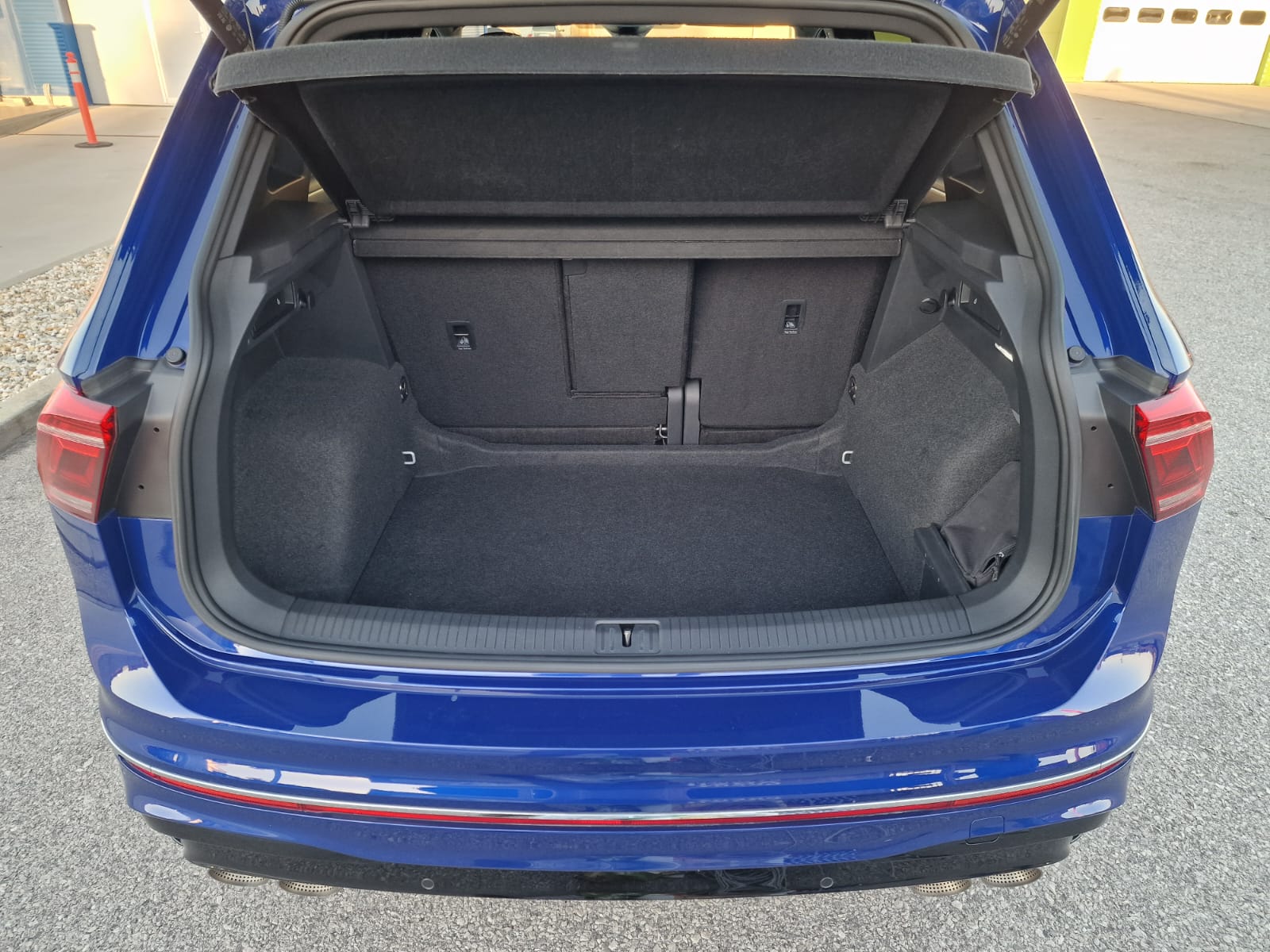 
								Volkswagen Tiguan 2.0 TSI R 4Motion DSG full									