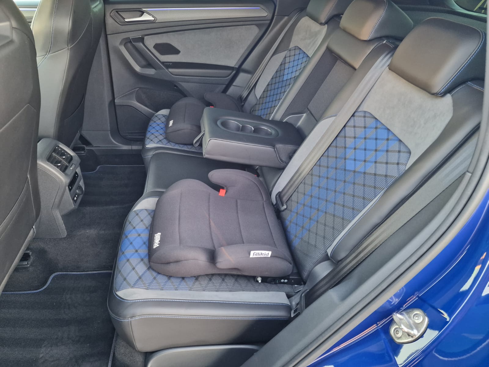 
								Volkswagen Tiguan 2.0 TSI R 4Motion DSG full									