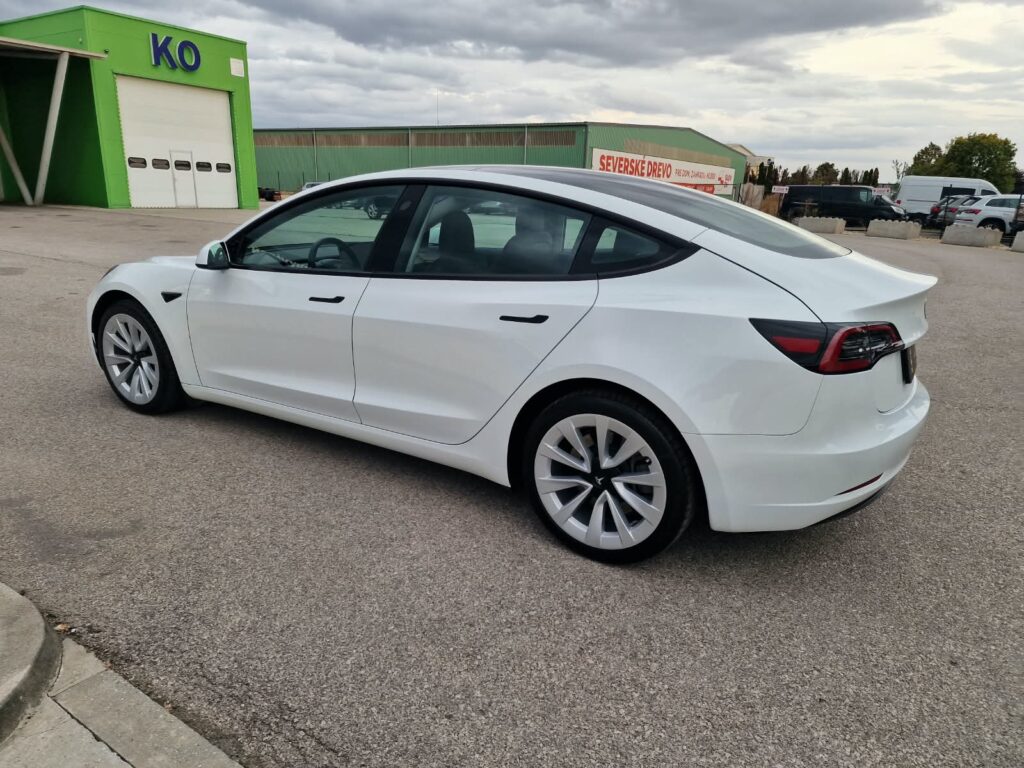 Tesla Model 3 Long Range Dual Motor + Ťažné