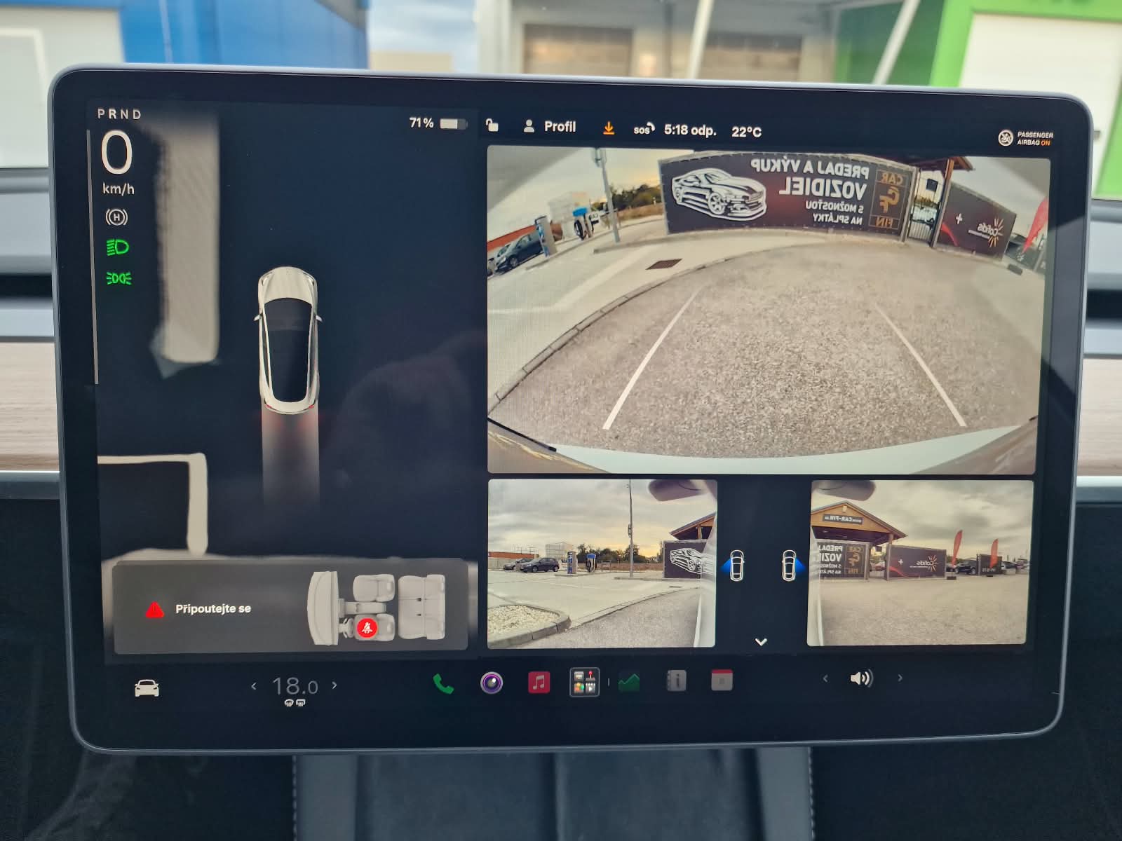 
								Tesla Model 3 Long Range Dual Motor + Ťažné full									
