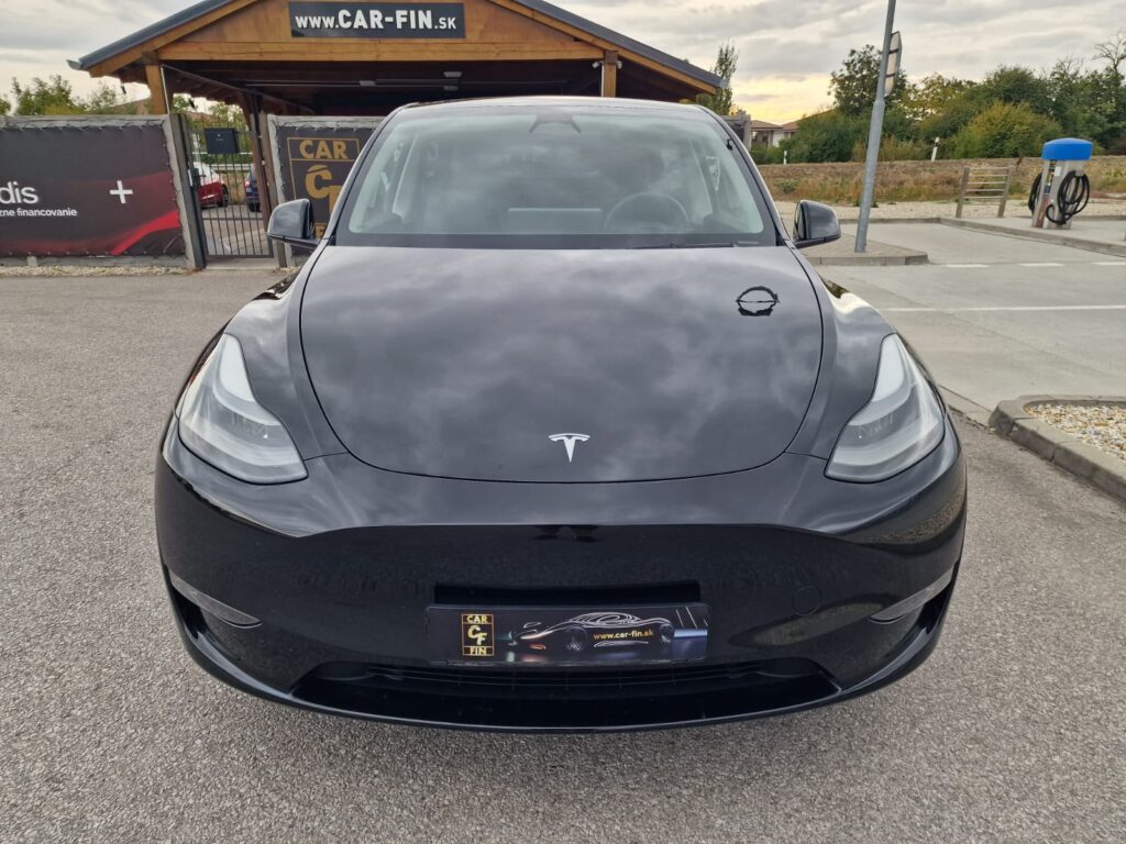 Tesla Model Y Long Range Dual Motor