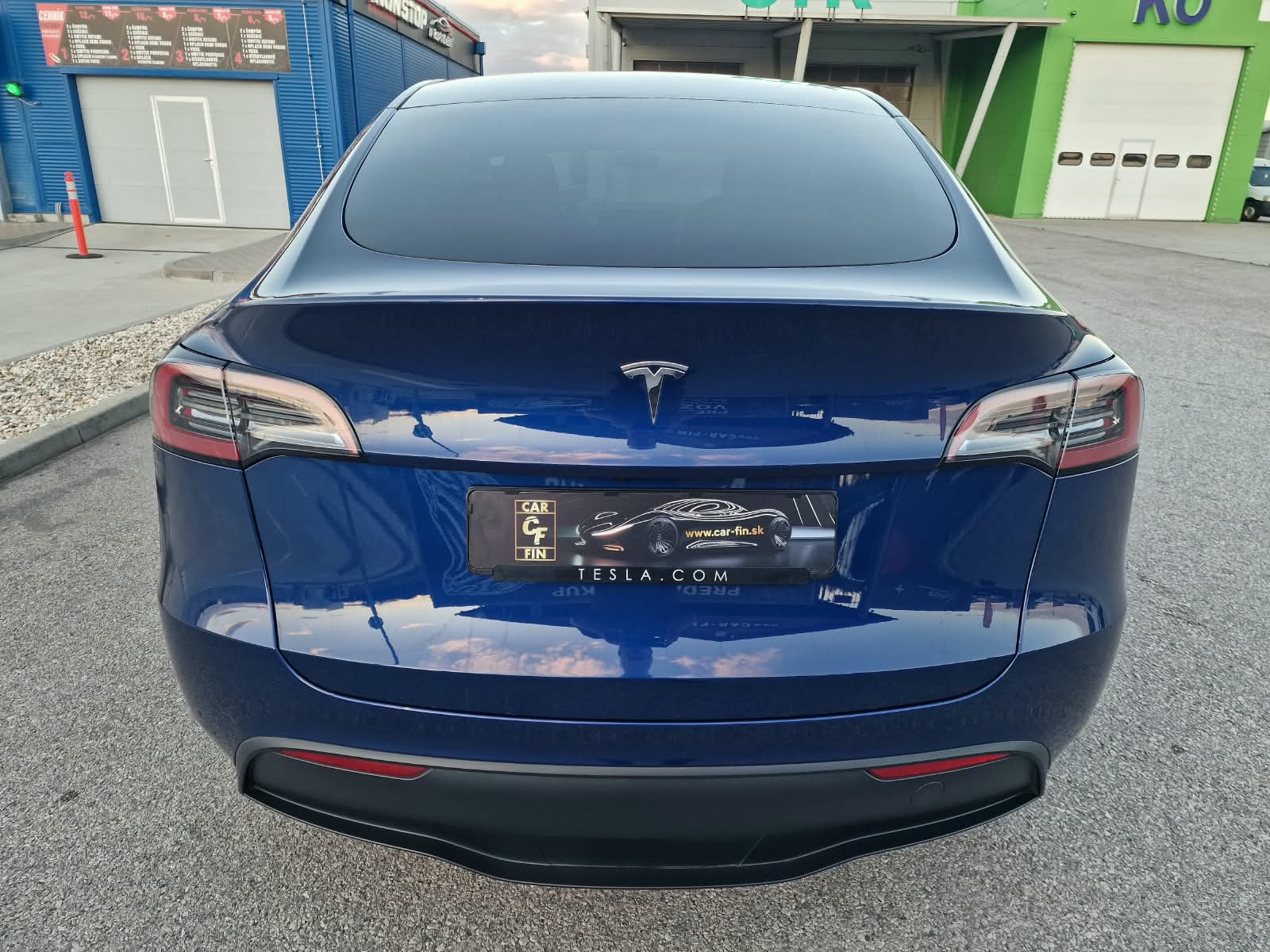 
								Tesla Model Y Standard Range RWD 60kWh s ťažným full									