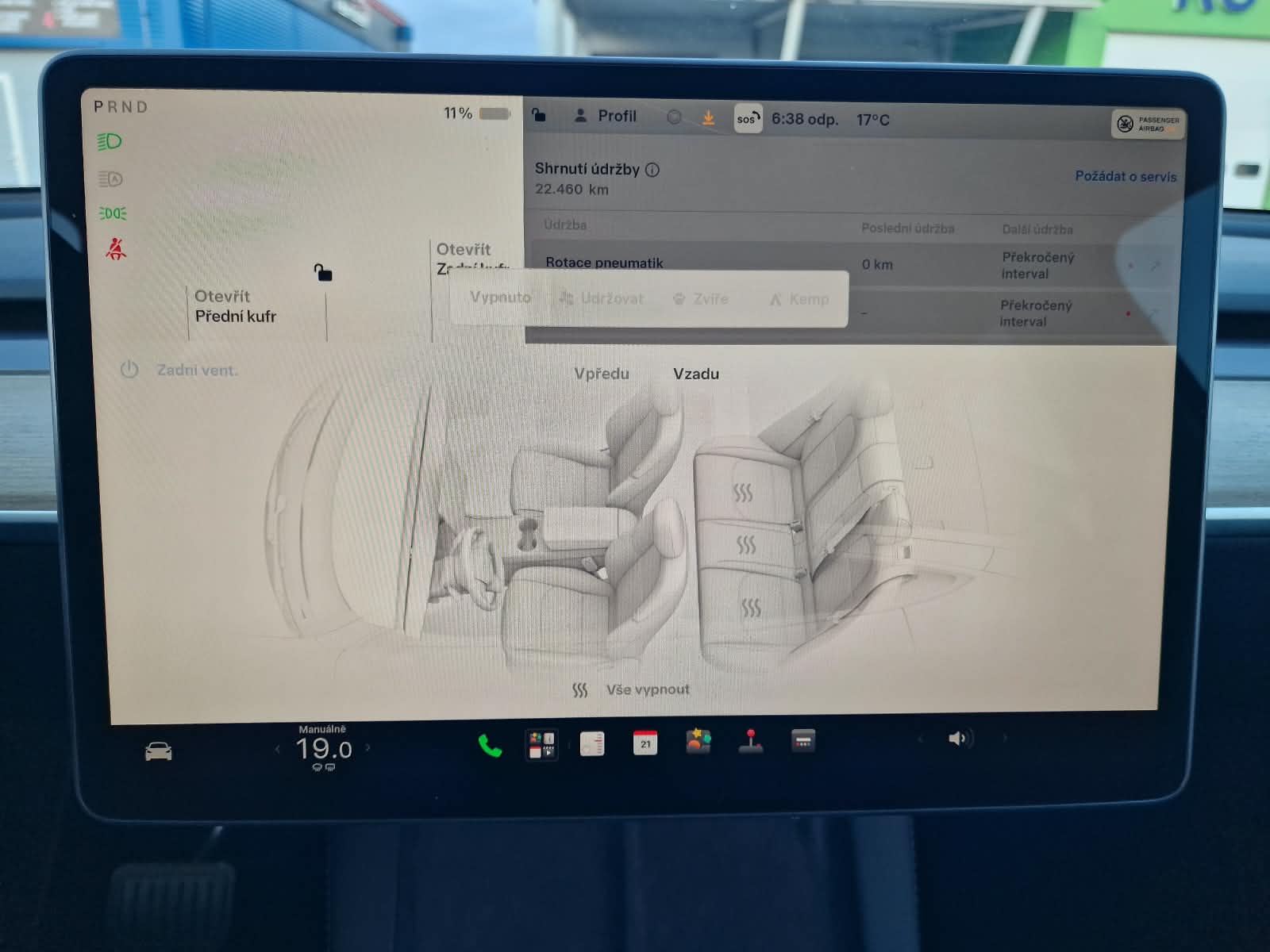 
								Tesla Model Y Standard Range RWD 60kWh s ťažným full									