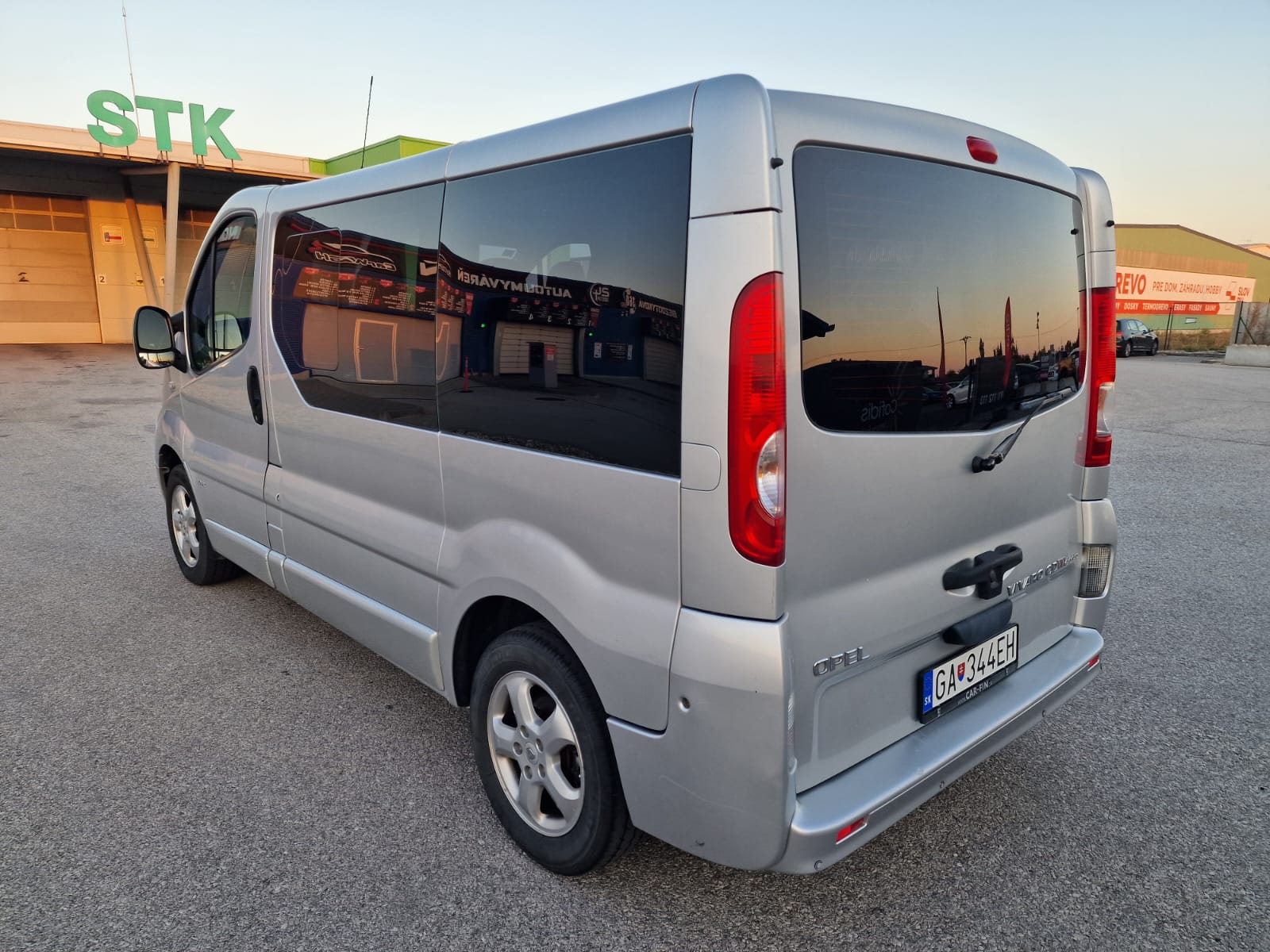 
								Opel Vivaro Van 2.0 CDTI L1H1 2.9t full									