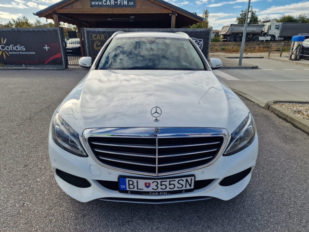 Mercedes-Benz C trieda Kombi 220 d 4matic 9G