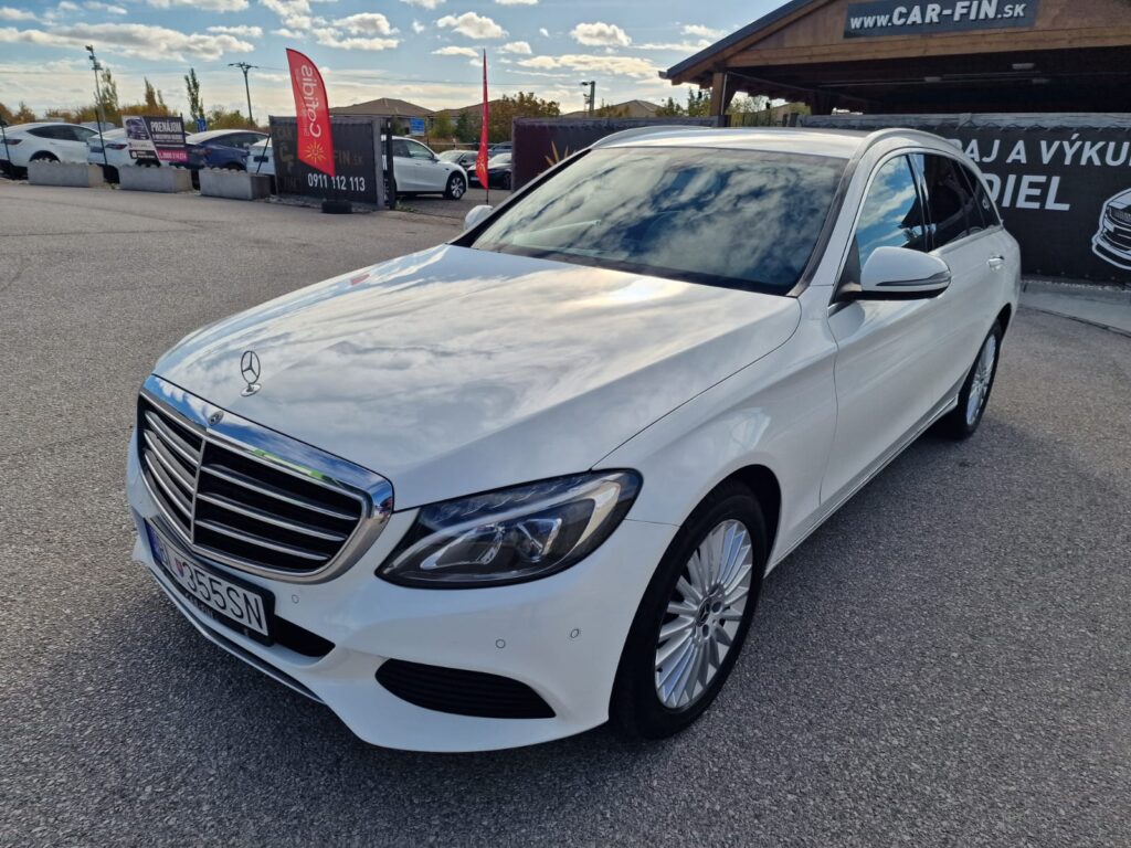 Mercedes-Benz C trieda Kombi 220 d 4matic 9G