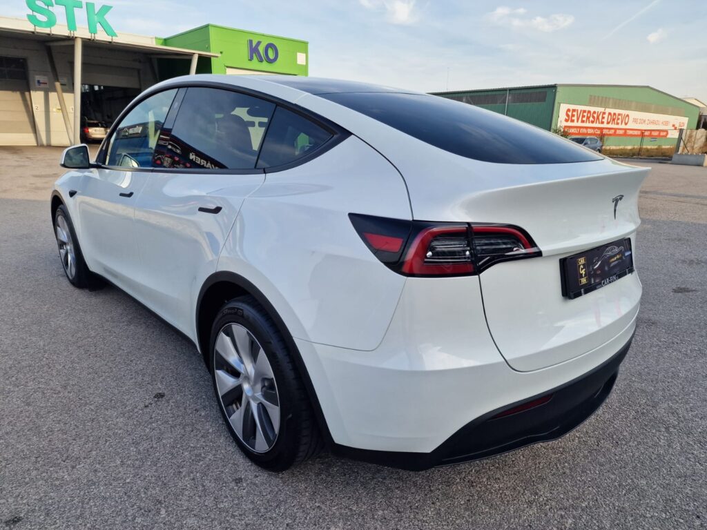 Tesla Model Y Long Range Dual Motor + predĺžená záruka